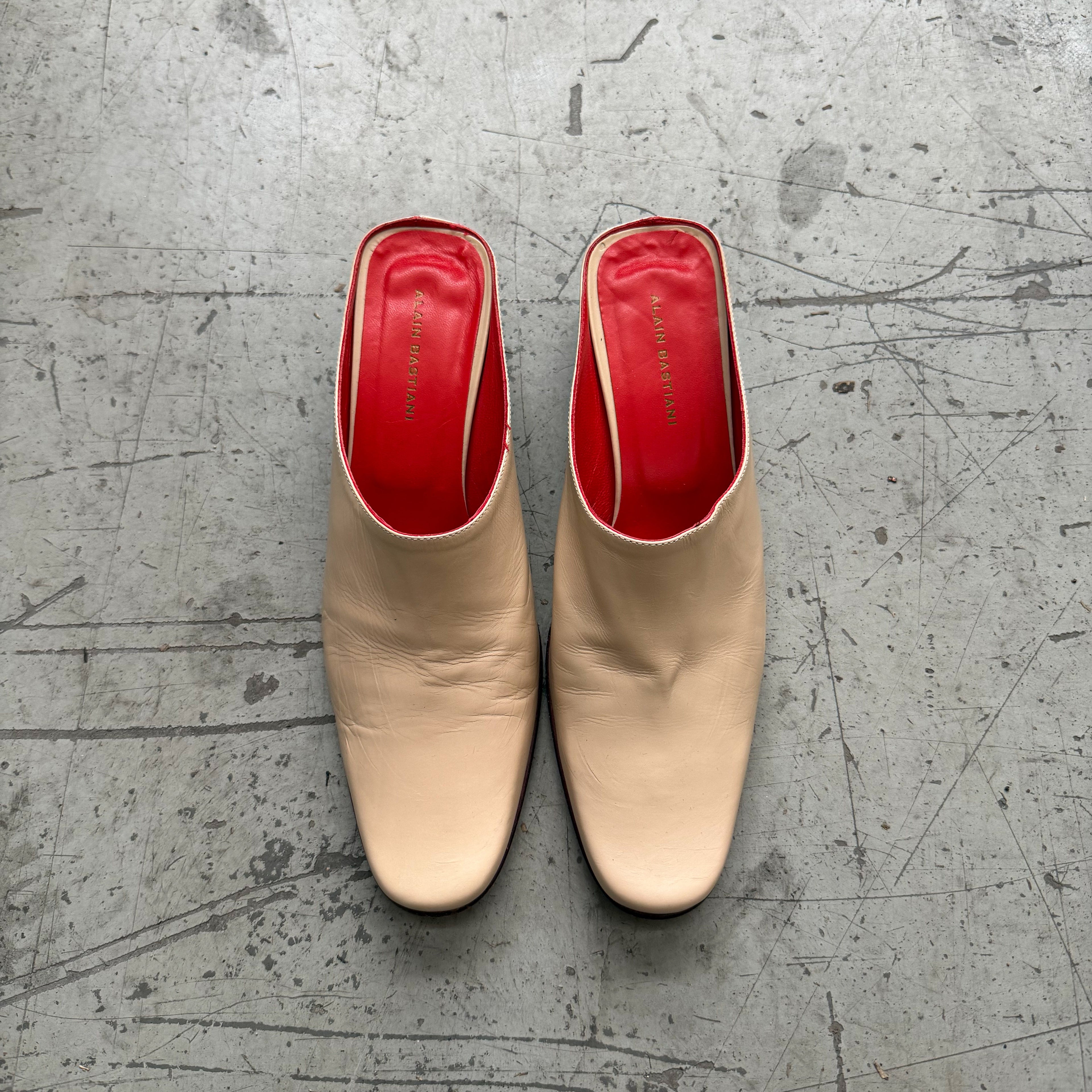 Alain Bastiani Cream Leather Mules - EU 38