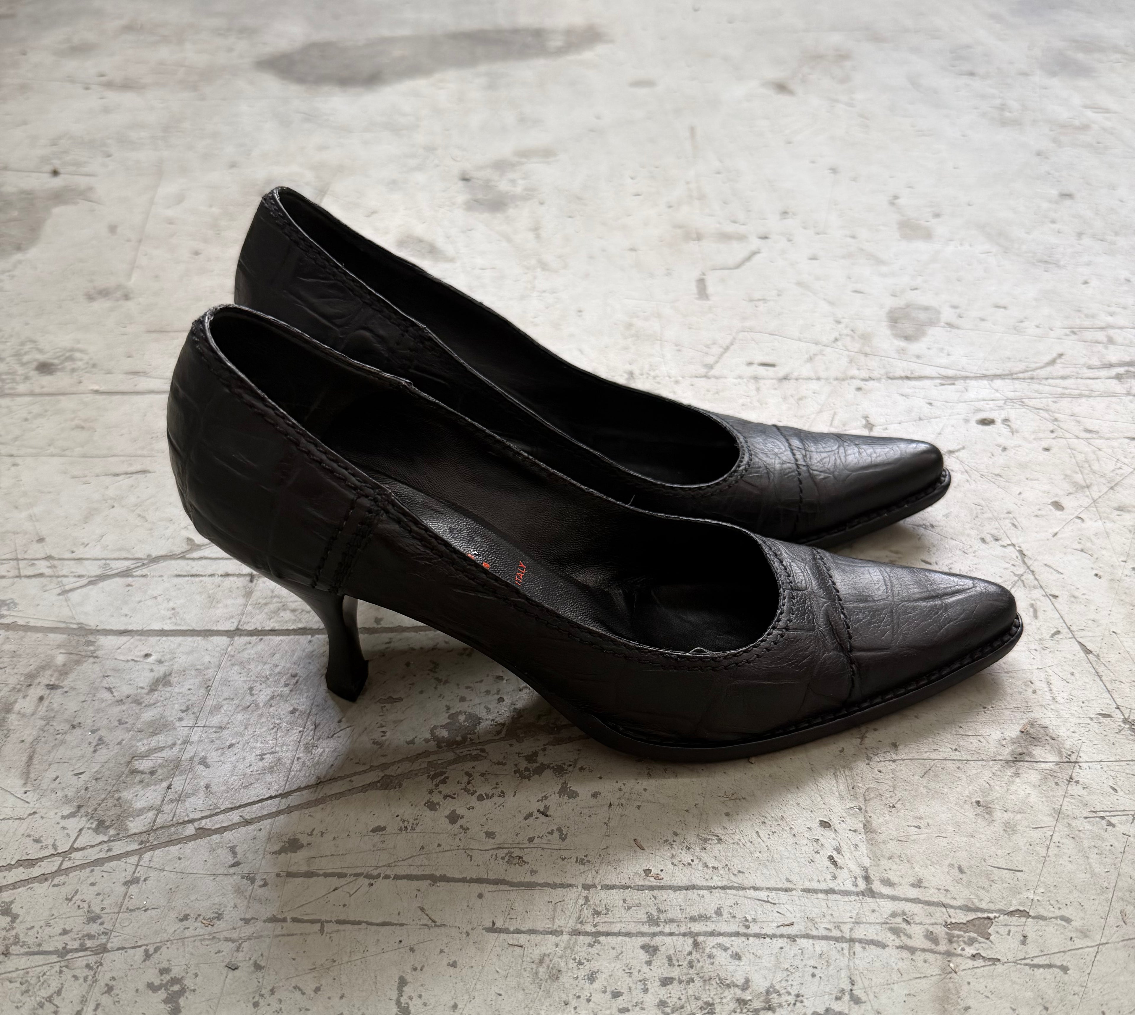 Vintage Miu Miu Black Leather Pumps - EU 38,5