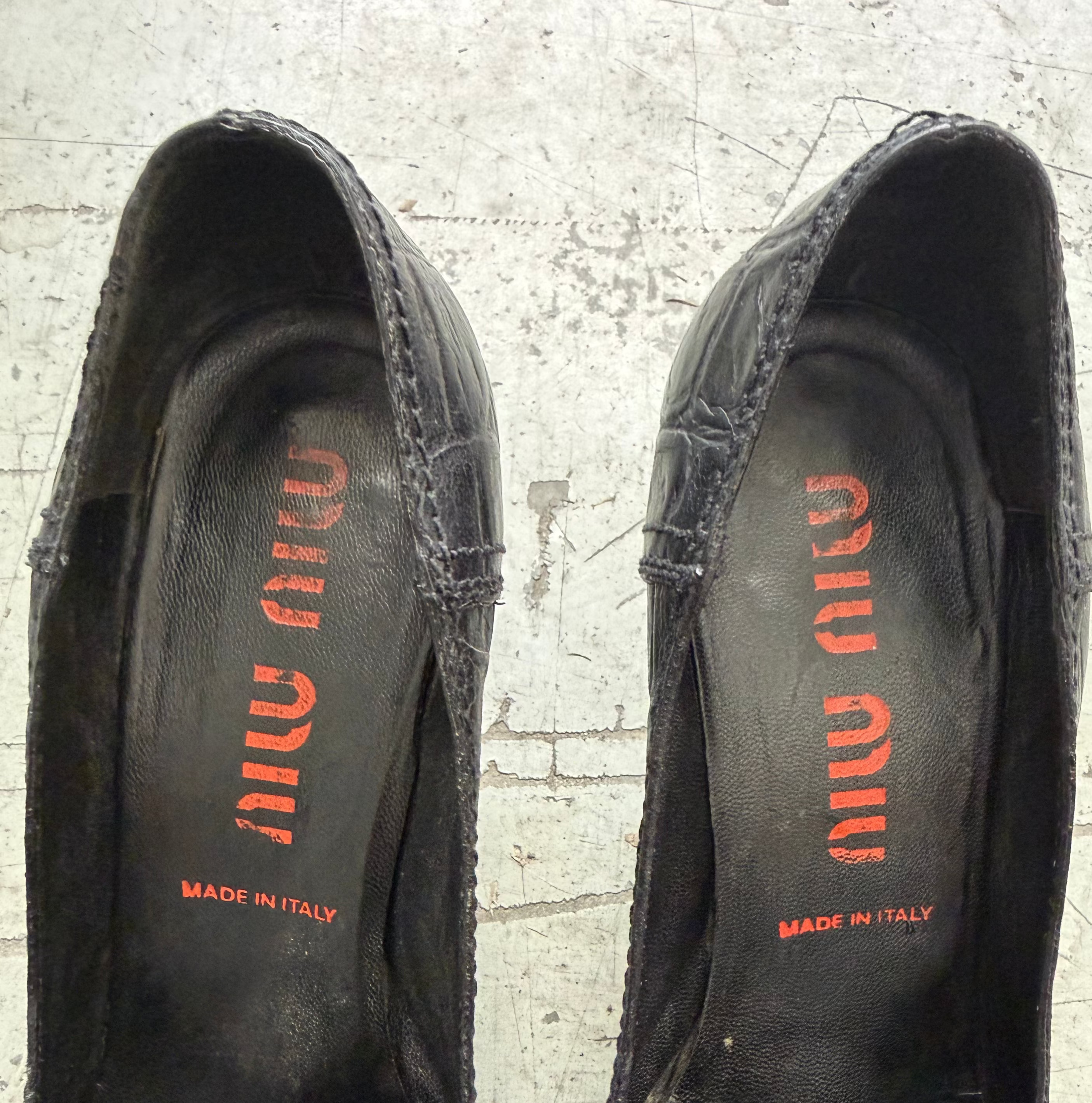 Vintage Miu Miu Black Leather Pumps - EU 38,5